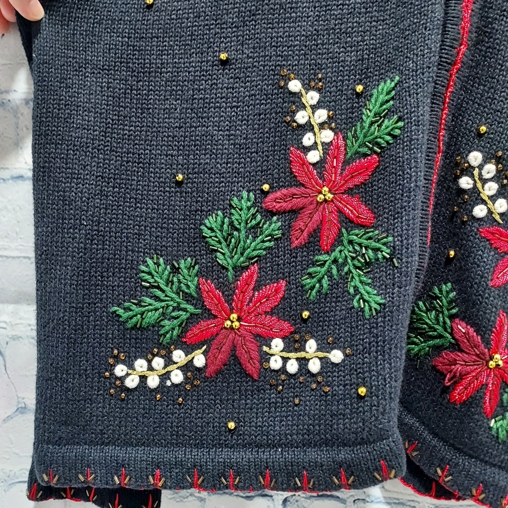 Kim Roger's Christmas Sweater Large Embroidered Poinsettias Removable Collar - Picture 6 of 12